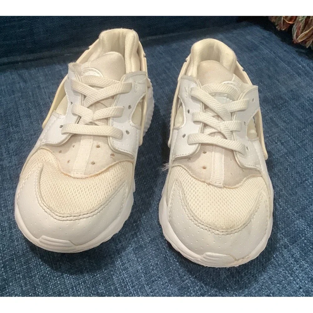 Nike Air Huarache Run TD Triple White Running Toddler 704950-110 - Size 9C